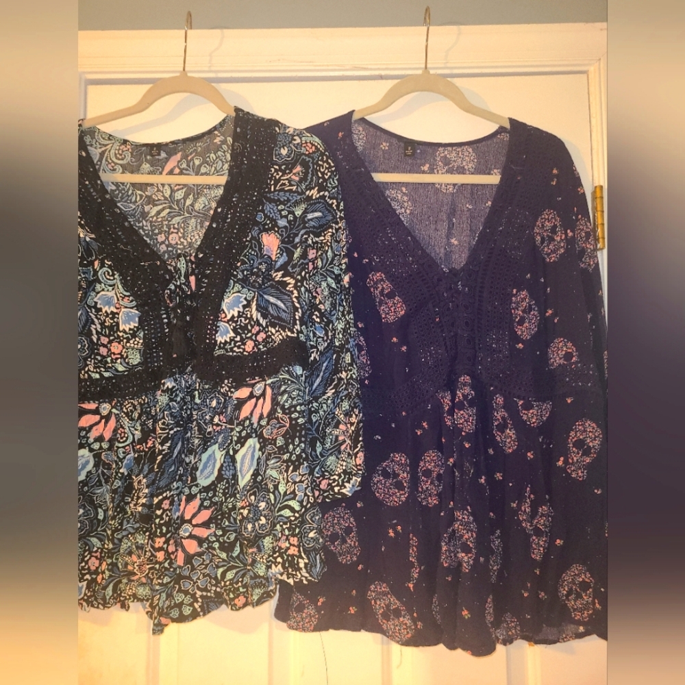 Torrid Top lot sz 2
